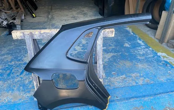 Volkswagen Polo VI Fender 2GA809844B