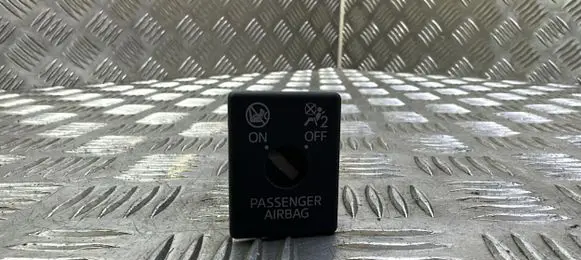 Mazda CX-5 Passenger airbag on/off switch 