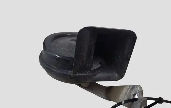 BMW 5 F10 F11 Horn signal 703881157 024148