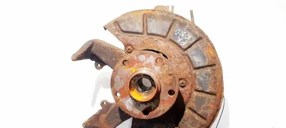 Skoda Octavia Mk2 (1Z) Front wheel hub 