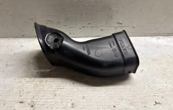 Volvo S90, V90 Air intake duct part 31370264