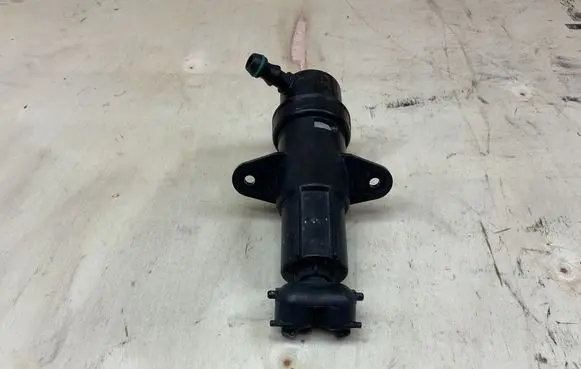 BMW X3 E83 Headlight washer spray nozzle 7001949 14021 700194909