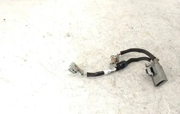 Ford Kuga II Fuel injector wires 9688246780
