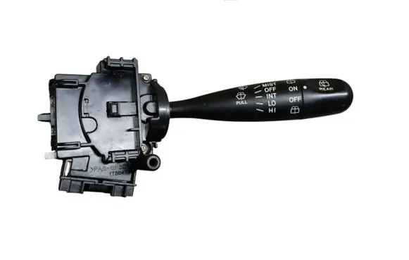 Toyota Yaris Wiper control stalk 173647