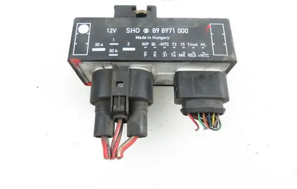 Skoda Octavia Mk1 (1U) Coolant fan relay 898971000