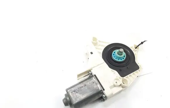 Audi A8 S8 D4 4H Front door window regulator motor 8K0959801B