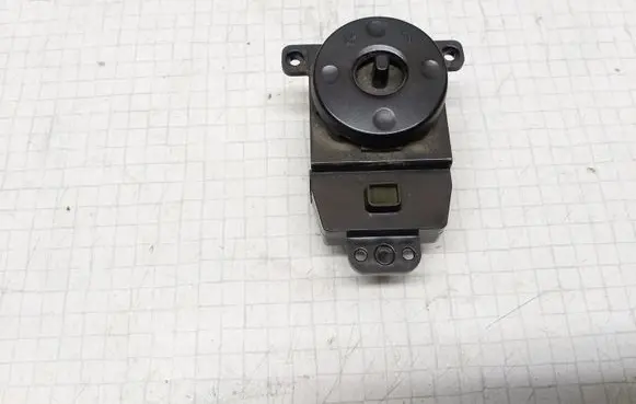 Hyundai Sonata Wing mirror switch 202005064