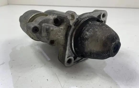 BMW 5 E60 E61 Starter motor