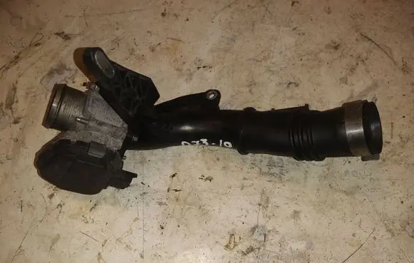 Volvo V40 Throttle valve 9673534480