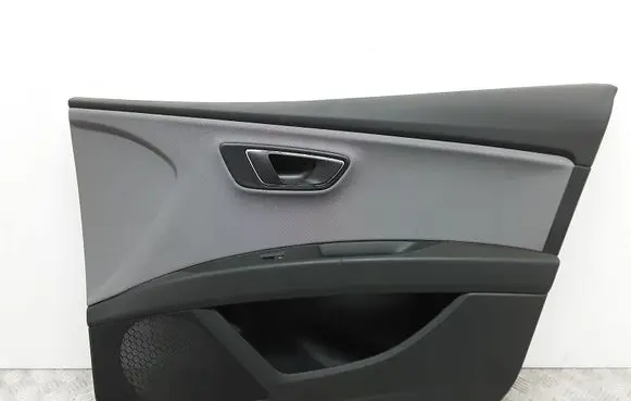 Seat Leon (5F) Front door card panel trim 5F4867012A