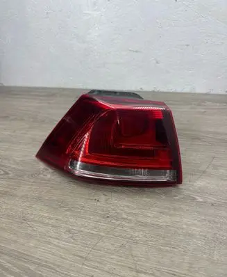 Volkswagen Golf VII Rear/tail lights 5G0945095