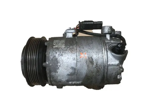 BMW X1 F48 F49 Air conditioning (A/C) compressor (pump) 