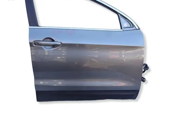 Nissan Qashqai Front door Q3RB