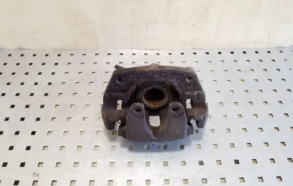 BMW X5 E53 Front brake caliper