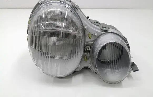 Mercedes-Benz E W210 Headlight/headlamp