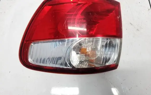 Toyota Avensis Verso Rear/tail lights 