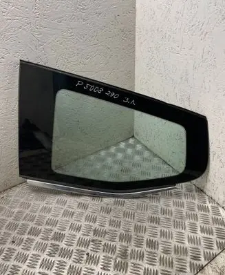 Peugeot 5008 Rear side window E643R007951