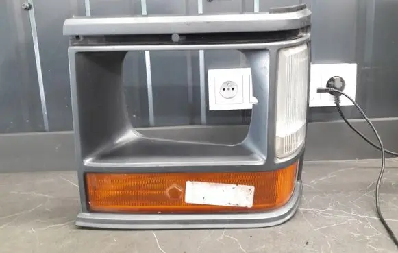 Chrysler Liberty I Front indicator light