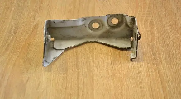 Chevrolet Orlando Fender mounting bracket