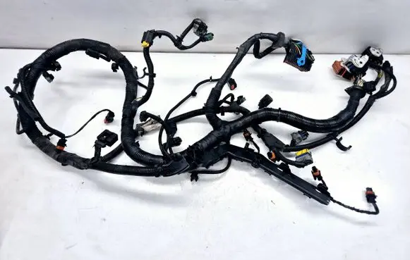 Volvo V50 Engine installation wiring loom 31210268 31210269