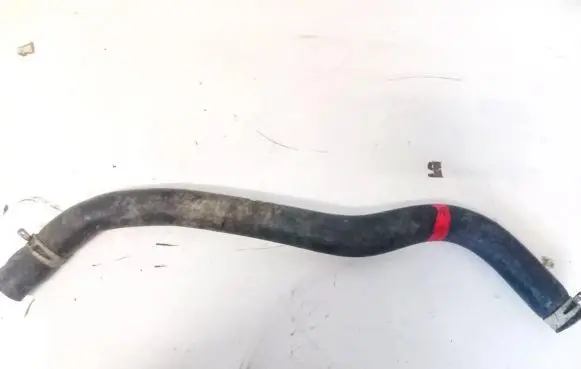 Volkswagen PASSAT B2 Engine coolant pipe/hose 1321121101J