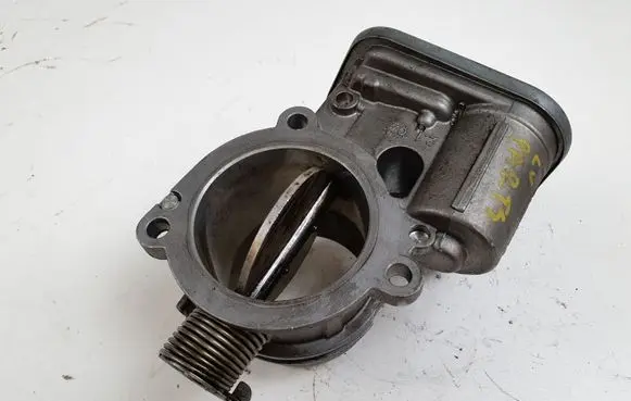 BMW 1 E81 E87 Throttle valve 7804373