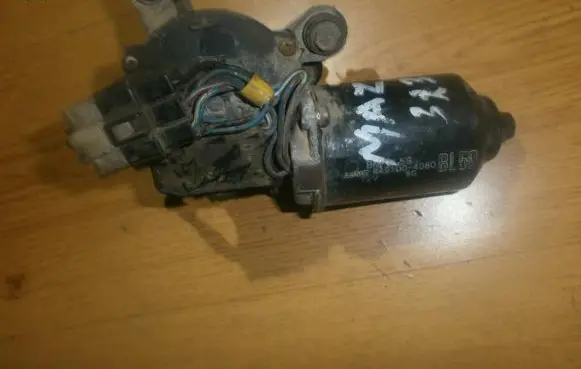 Mazda 323 Wiper motor 8491004080