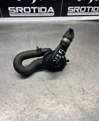 Engine coolant pipe/hose