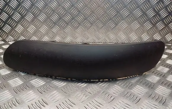 Front bumper splitter molding