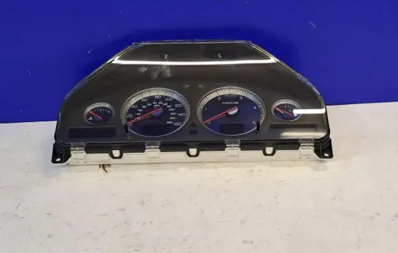 Volvo XC90 Speedometer (instrument cluster) 31327436 36001662