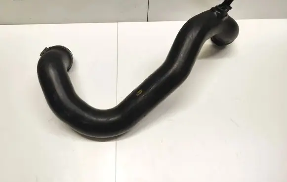 Audi Q5 SQ5 Intercooler hose/pipe 80A145673C