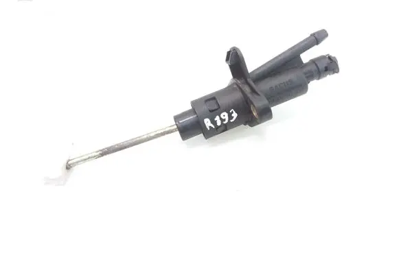 Clutch master cylinder