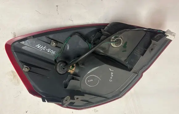 Subaru Legacy Rear/tail lights 22020792