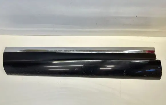 Volkswagen Touareg II Front door trim (molding) 7P6853959A 7P6854939C