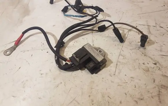 BMW 1 F20 F21 Glow plug pre-heat relay 8514120 10213526 150612