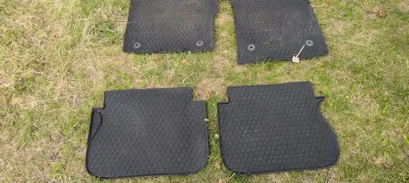 Volkswagen Caddy Car floor mat set 2K1061502