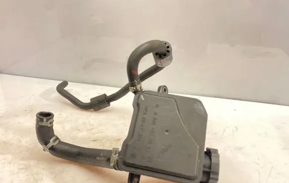 Mercedes-Benz E W211 Power steering fluid tank/reservoir A0004602283