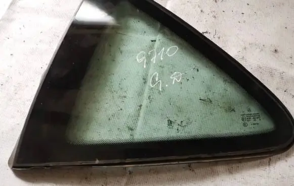 Mercedes-Benz A W168 Rear side window as2