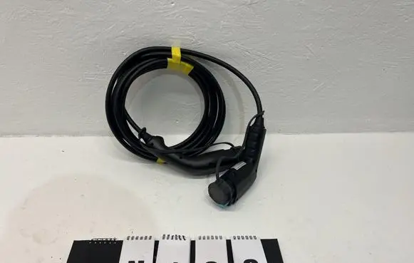Mitsubishi Outlander Electric car charging cable MZ315121