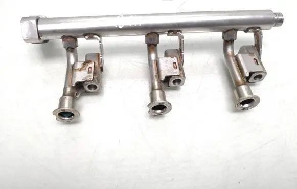 Fuel main line pipe