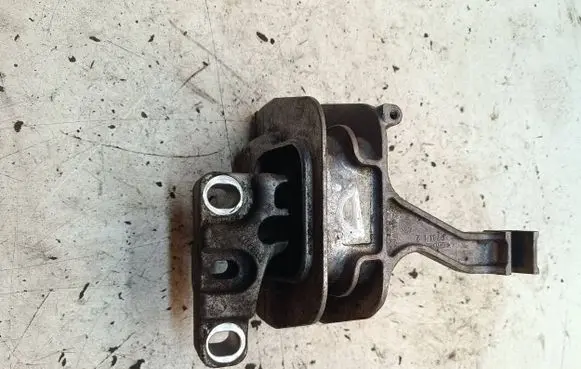 Audi A3 S3 8V Engine mount bracket