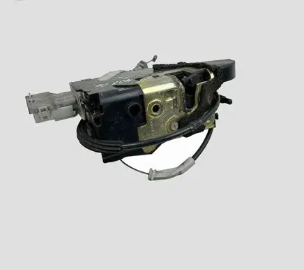 Peugeot 407 Front door lock 9681333680