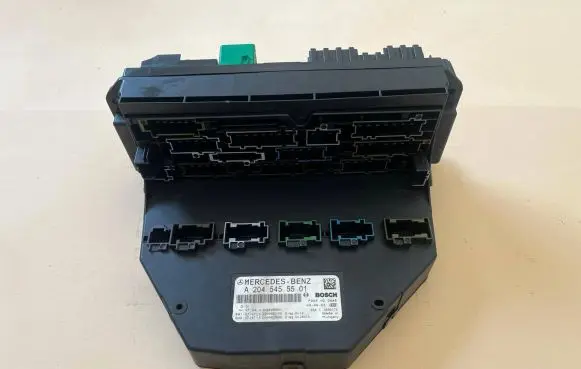 Mercedes-Benz C W204 SAM control unit A2045455501 A2045423901