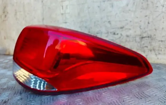 KIA Carens III Rear/tail lights 92402A4