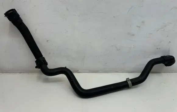 Peugeot 5008 II Engine coolant pipe/hose 9815213280