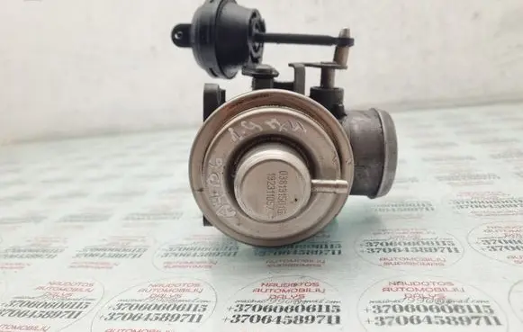 Audi A4 S4 B6 8E 8H EGR valve 038131501G