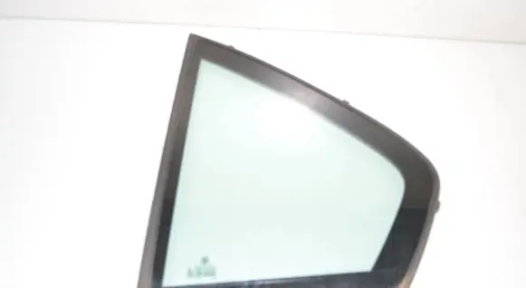 BMW 7 E38 Rear vent window glass 