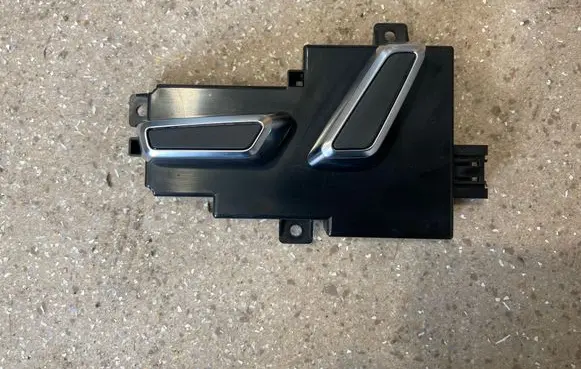 Audi e-tron Seat control switch 4N0959747D