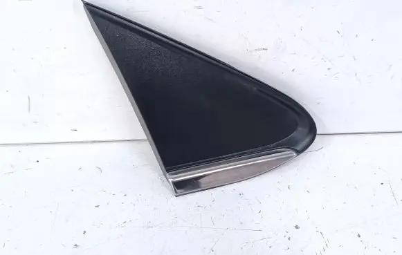 Fender end trim