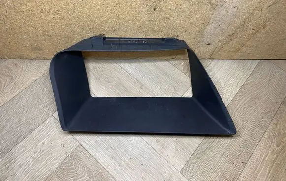 Lexus RX 330 - 350 - 400H Radio/GPS head unit trim 554050E030